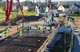 Betonáž mostního tělesa na přeložce II/305 Týniště nad Orlicí – Albrechtice nad Orlicí