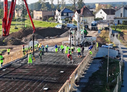 Betonáž mostního tělesa na přeložce II/305 Týniště nad Orlicí – Albrechtice nad Orlicí