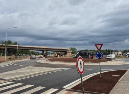 Nová okružní křižovatka v Bělovsi je hotová!